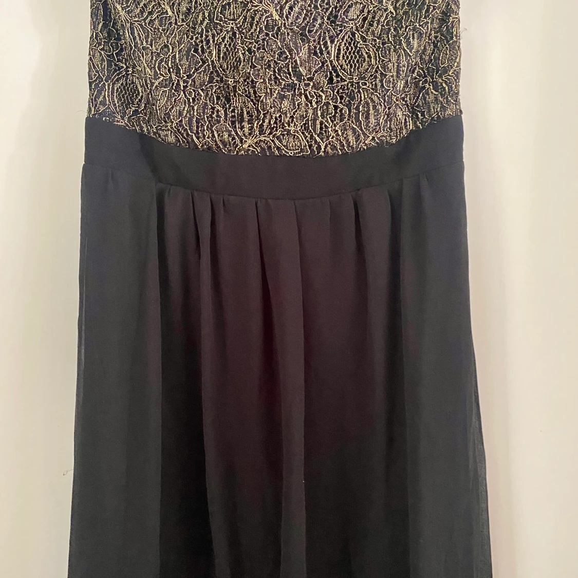 Armbandslös klänning - 91