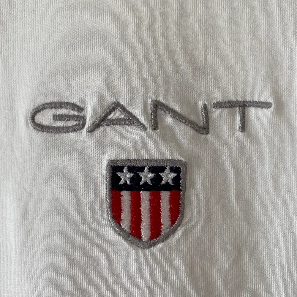 Ganttröja för 11-12 år (frakt ingår och fraktas med post - spårbart) 💗. T-shirts.