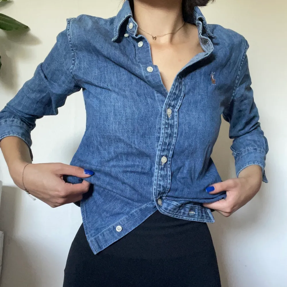 Rahlp Lauren Jeans skjorta i storlek XS. Skjortor.