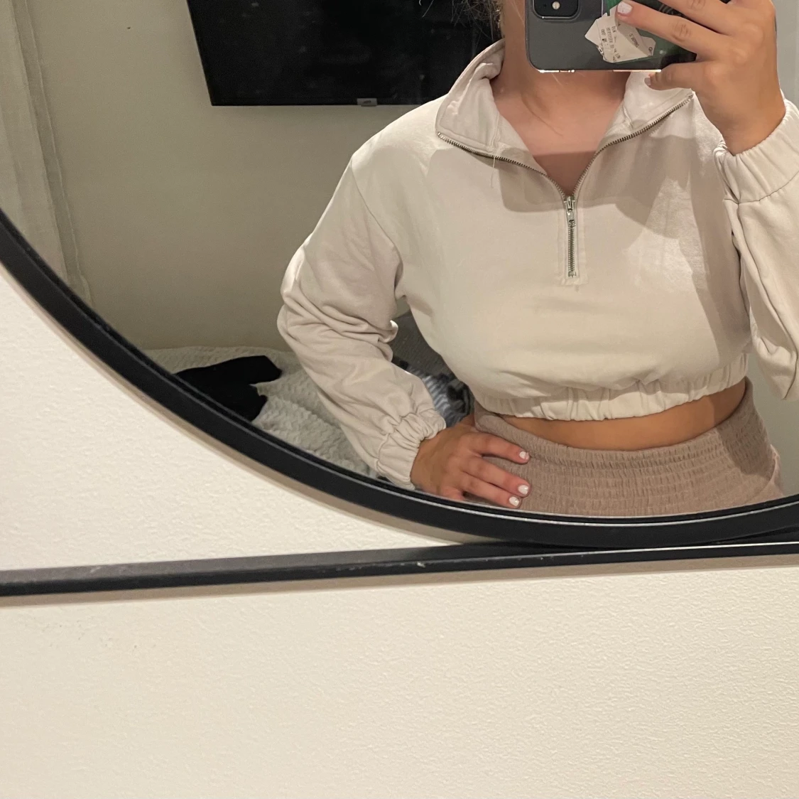 Croppad topp med kedja 