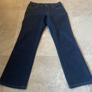 De perfekta lågmidjade jeansen💕 - Perfekta lågmidjade jeans💕Passar super nu till skolstarten⚡️Skriv för fler frågor eller vid intresse💕