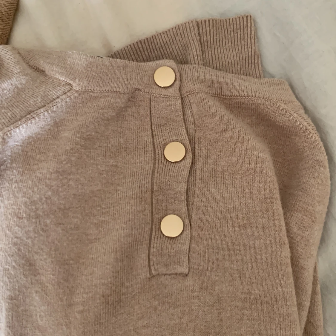 Stickad T shirt  - 90