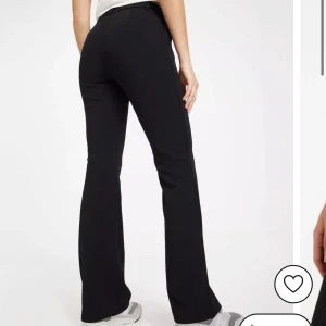 Kostymbyxor  - Helt nya kostymbyxor från SisterS point. Endast testade 