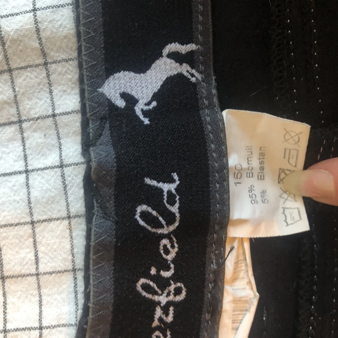 Svart/vita ridbyxor  - 91