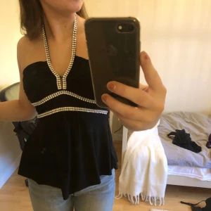 Topp - Fin topp med glitter detaljer !! 