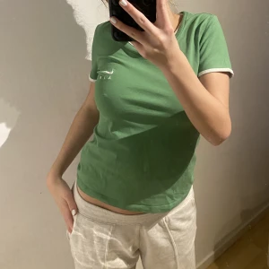 Nike T-shirt  - Jättesnygg vintage Nike T-shirt i storlek M!!