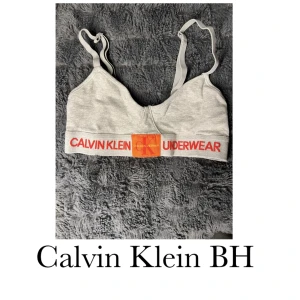 Bh - Säljer denna fina BH/Topp från Calvin Klein nästan aldrig använd så i bra skick! Köparen står för frakten!❤️