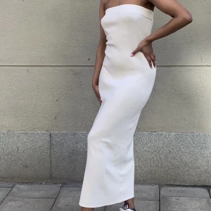 LXA dreamer dress - Såå fin klänning från lxa som tyvärr inte passade mig. Aldrig använd, ligger kvar i förpackningen!   Storlek M, nypris 699. 