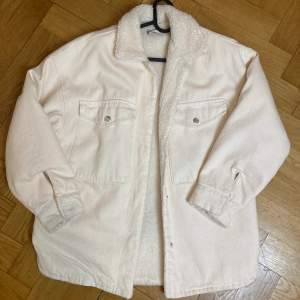 White warm Gina tricot jacket  Used like new S size 