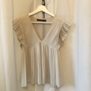 Blus från Zara - Blus från Zara!