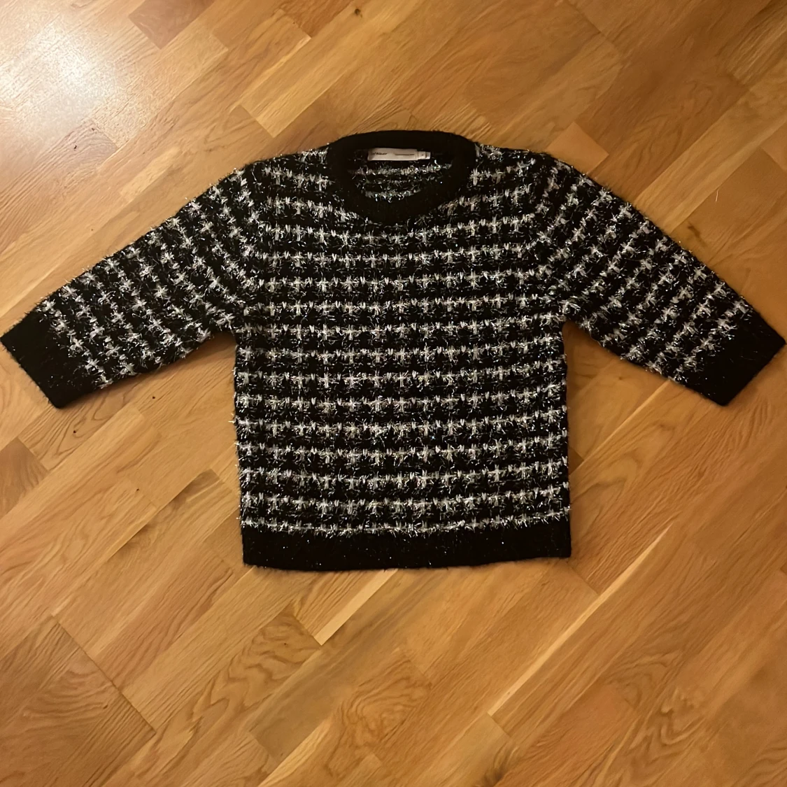 Kortärmad stickad tröja från InWear