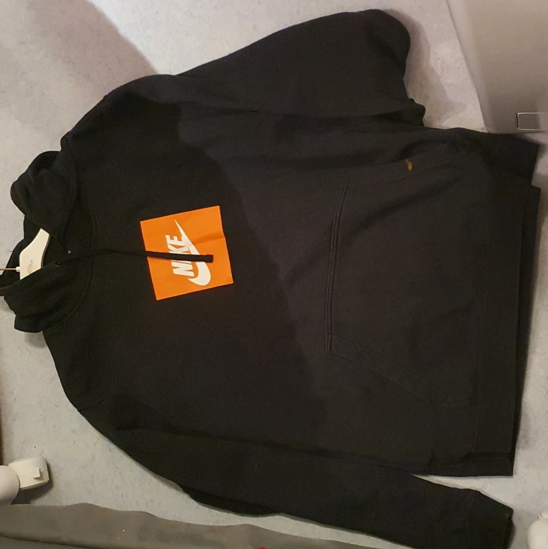Akta nike box hoodie