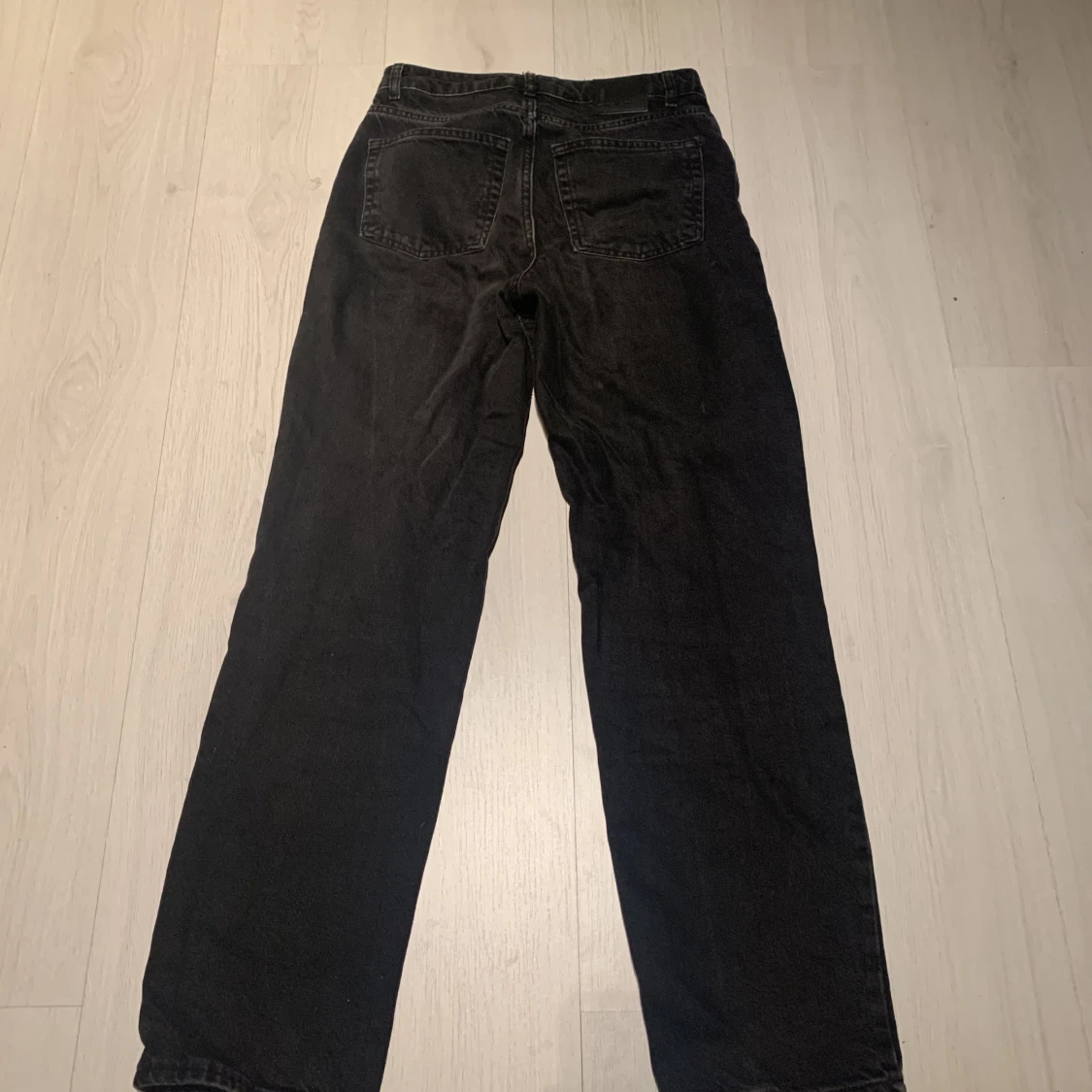 90’s straight jeans från bikbok - 90