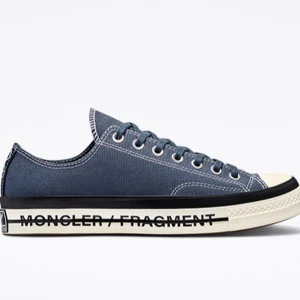 Skor - Skriv för fler bilder  Pris kan diskuteras