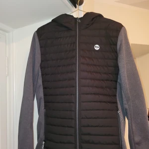 Jack & jones jacka - Snygg jacka från jack & jones i nyskick