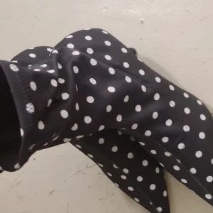 boots heels  - New white and black short boots heels 