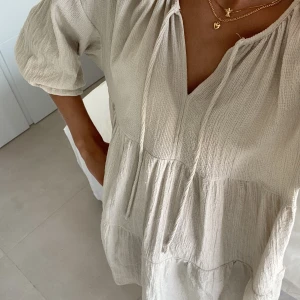 Klänning - Säljer denna superfina klänningen🙌🏼🙌🏼💖