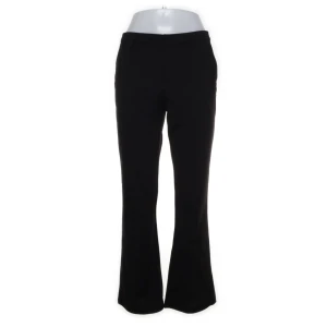 Snygg kostymbyxa  - Säljer dessa kostymbyxor köpta på sellpy men kommer tyvärr inte till användning, passar dig som är  160-165 cm!!🫶🏼