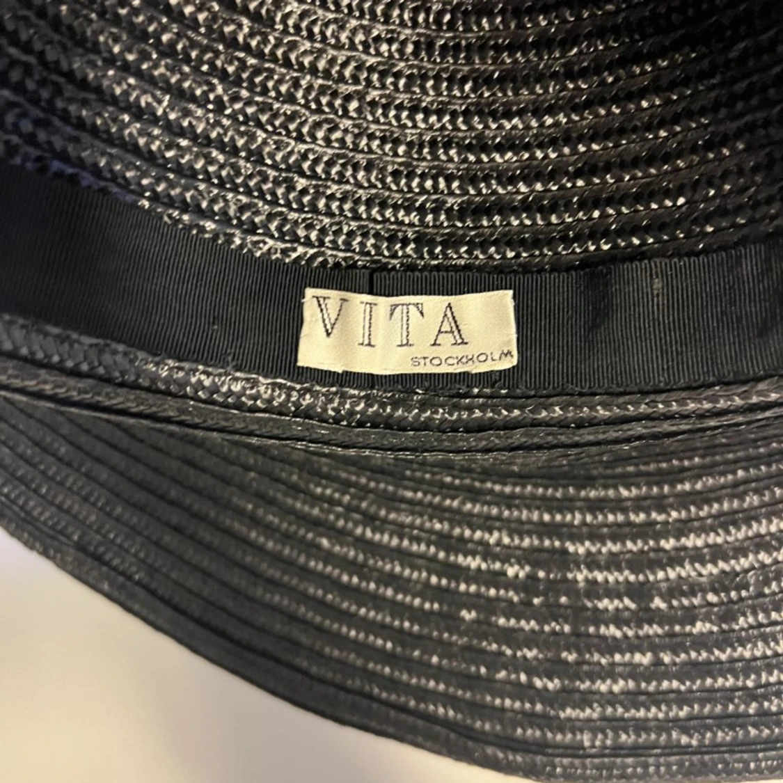 Bred hatt - 25