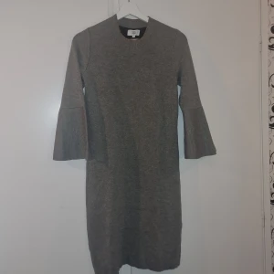 Noa noa klänning xs - Fin stickad klänning från noa noa storlek xs passar s oxå