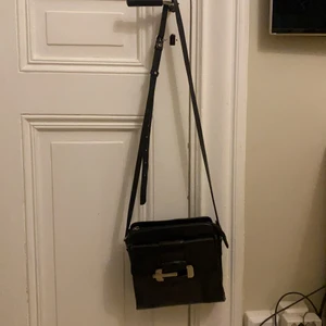 Mini väska - Så snygg i bra skick 🐔❤️