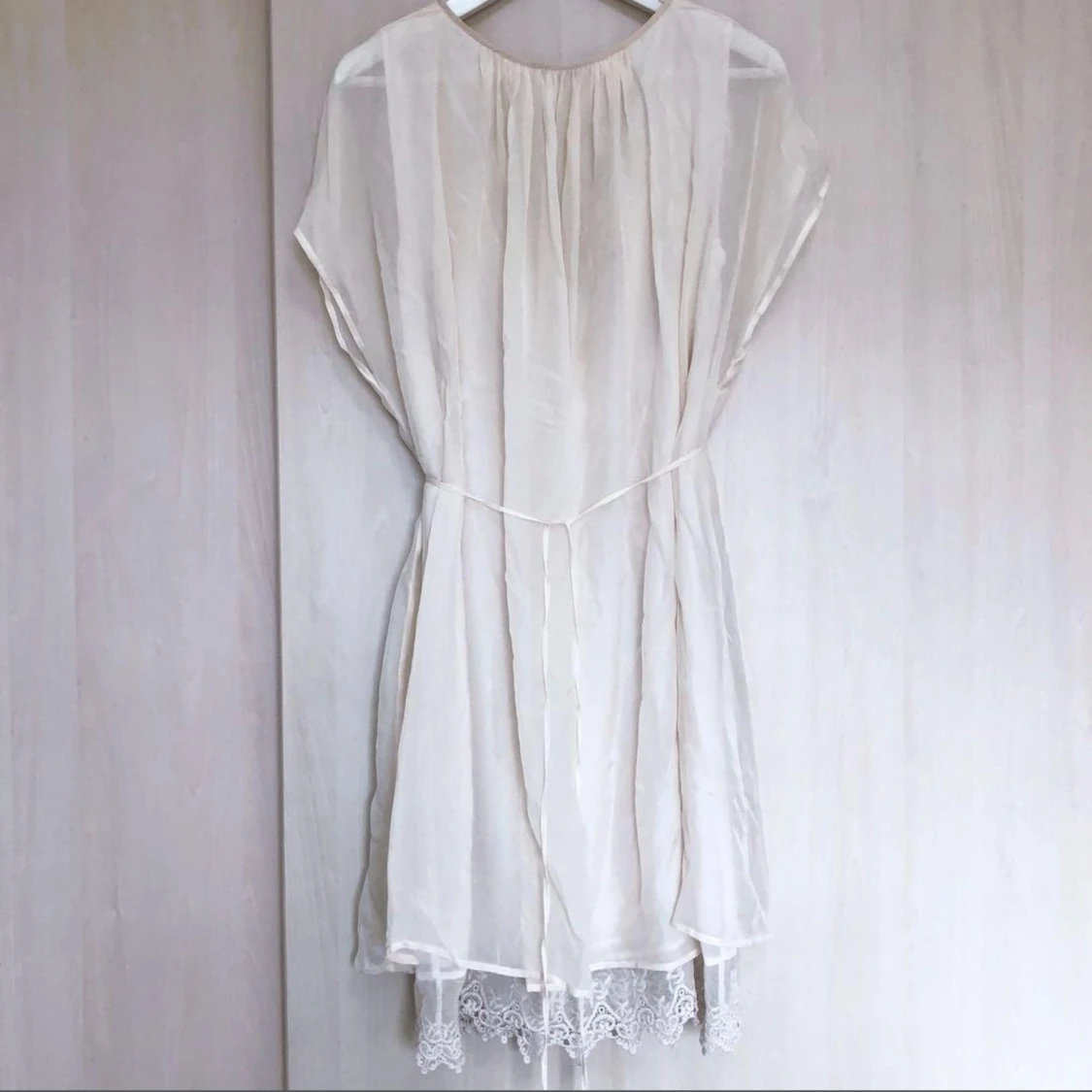 Massimo Dutti klänning I silke  - 90