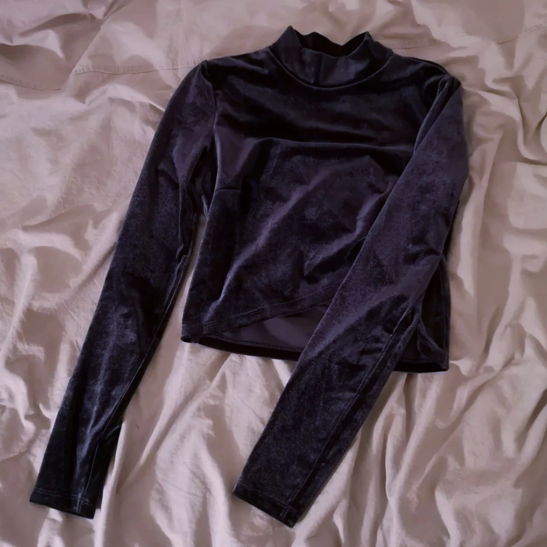 Gina Tricot croptop strl XS