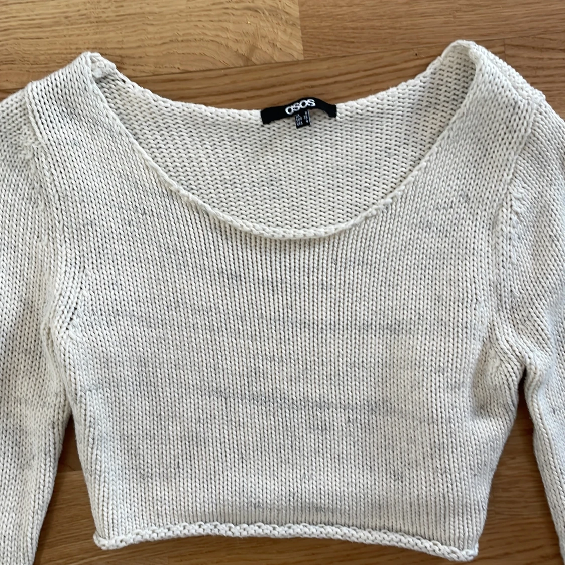 Kort stickad tröja Asos strl 36 - 90