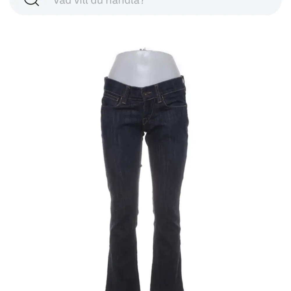 Köpta på Sellpy, jättebra skick, ser exakt ut som på bilden. Säljer pga fel storlek. Jeans & Byxor.