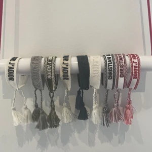Dior armband  - Fina fake dior armband, ser ut som äkta💓