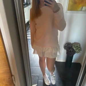 Stickad tröja - Fin ljusrosa stickad ulltröja!! 🫶🏼 Skriv vid intresse så förklrar jag mer där🫶🏼