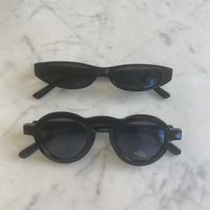 Solglasögon  - Köp ett par för 50 kr, båda för 90 kr. Frakten ligger på 13-26 kr beroende på antal 🫶🏽