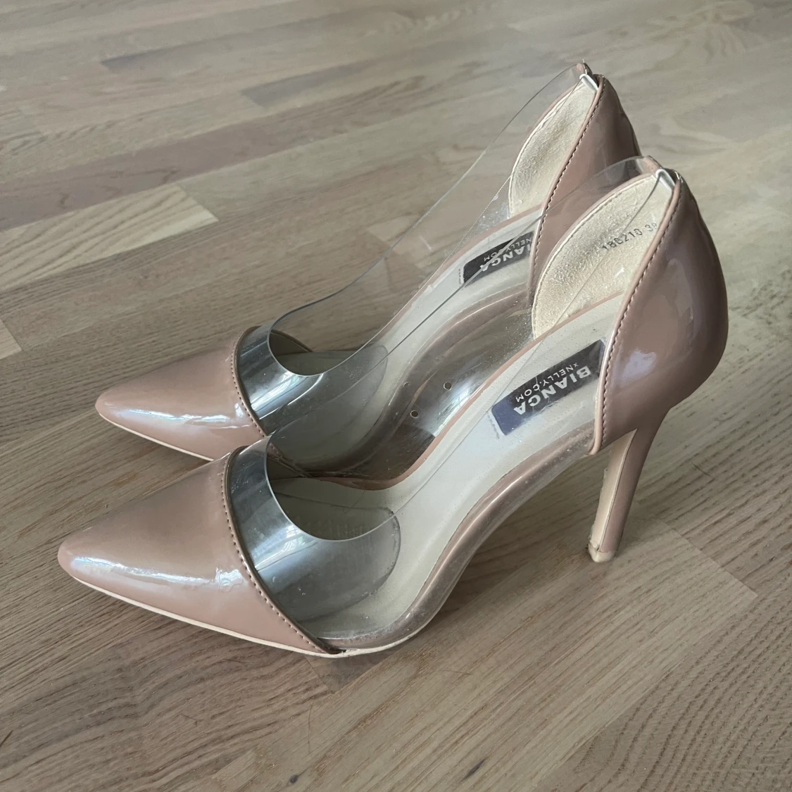 Bianca x Nelly klackar