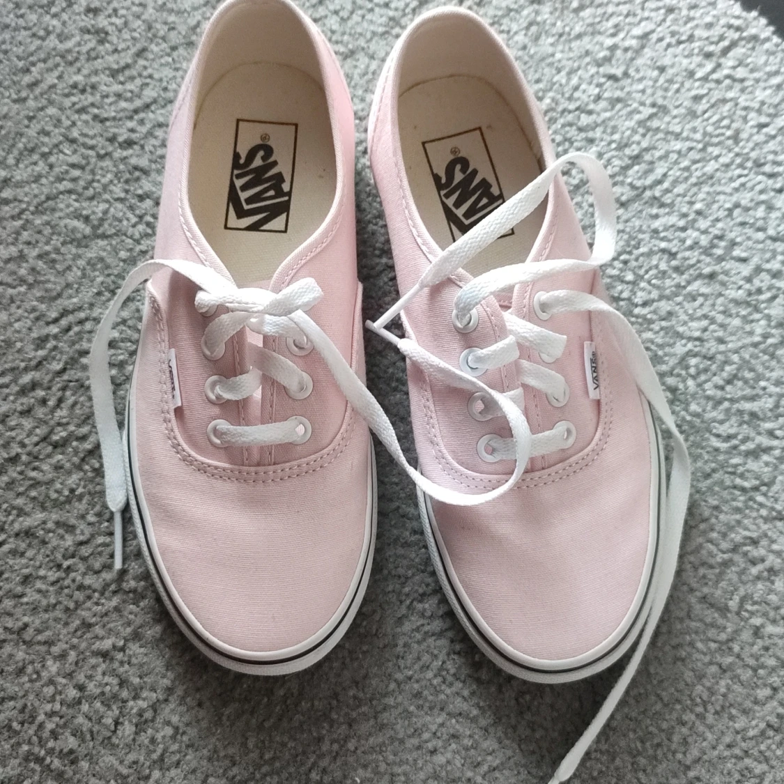 Rosa vans