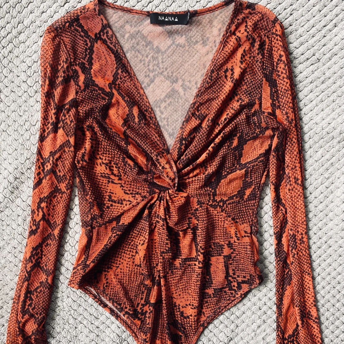 Ormmönstrad body mesh