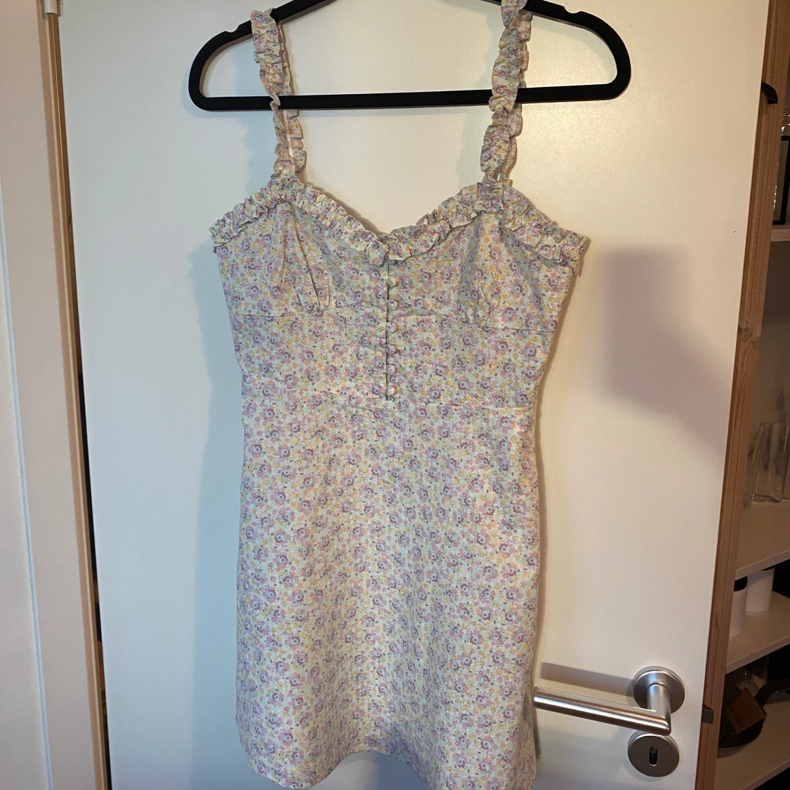 Blommig klänning Zara - 90