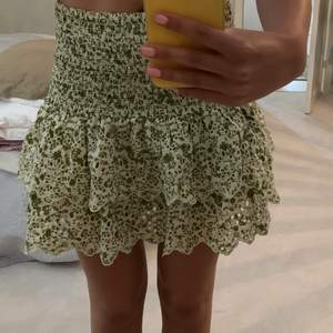 Trendig kjol från zara som är slutsåld💗