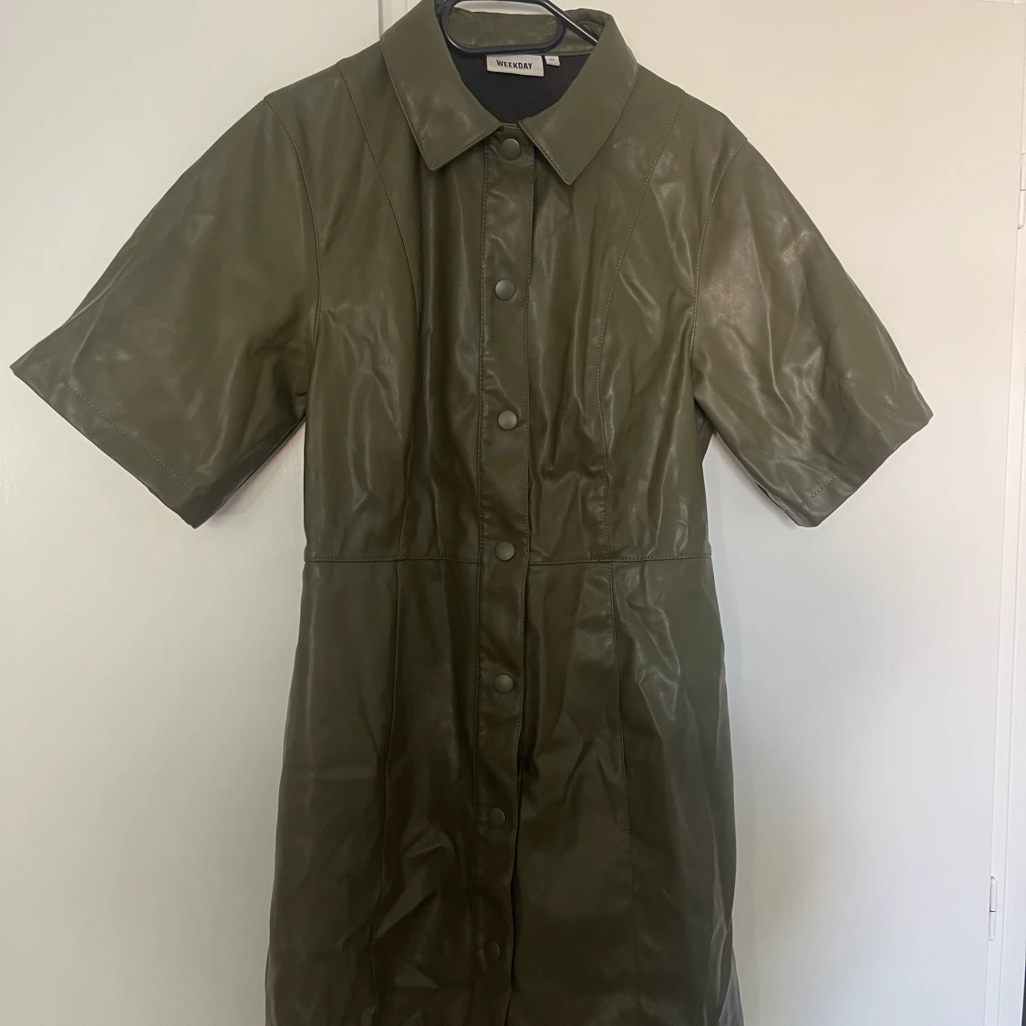 Weekday ”skinnklänning” 