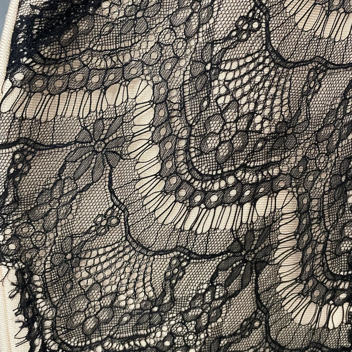 Helt ny bandageklänning  - 91