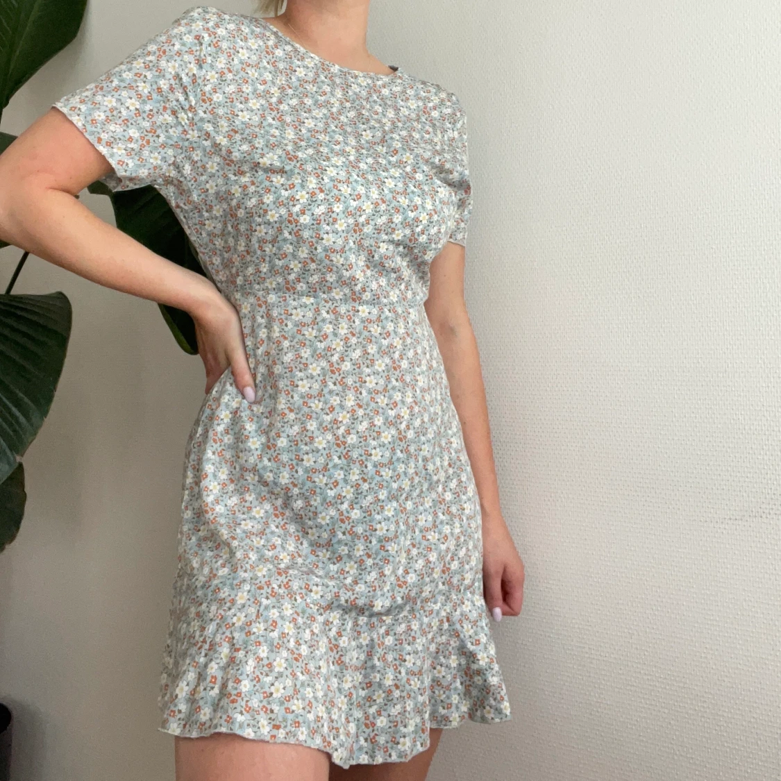 Klänning med blommor mönster - 90