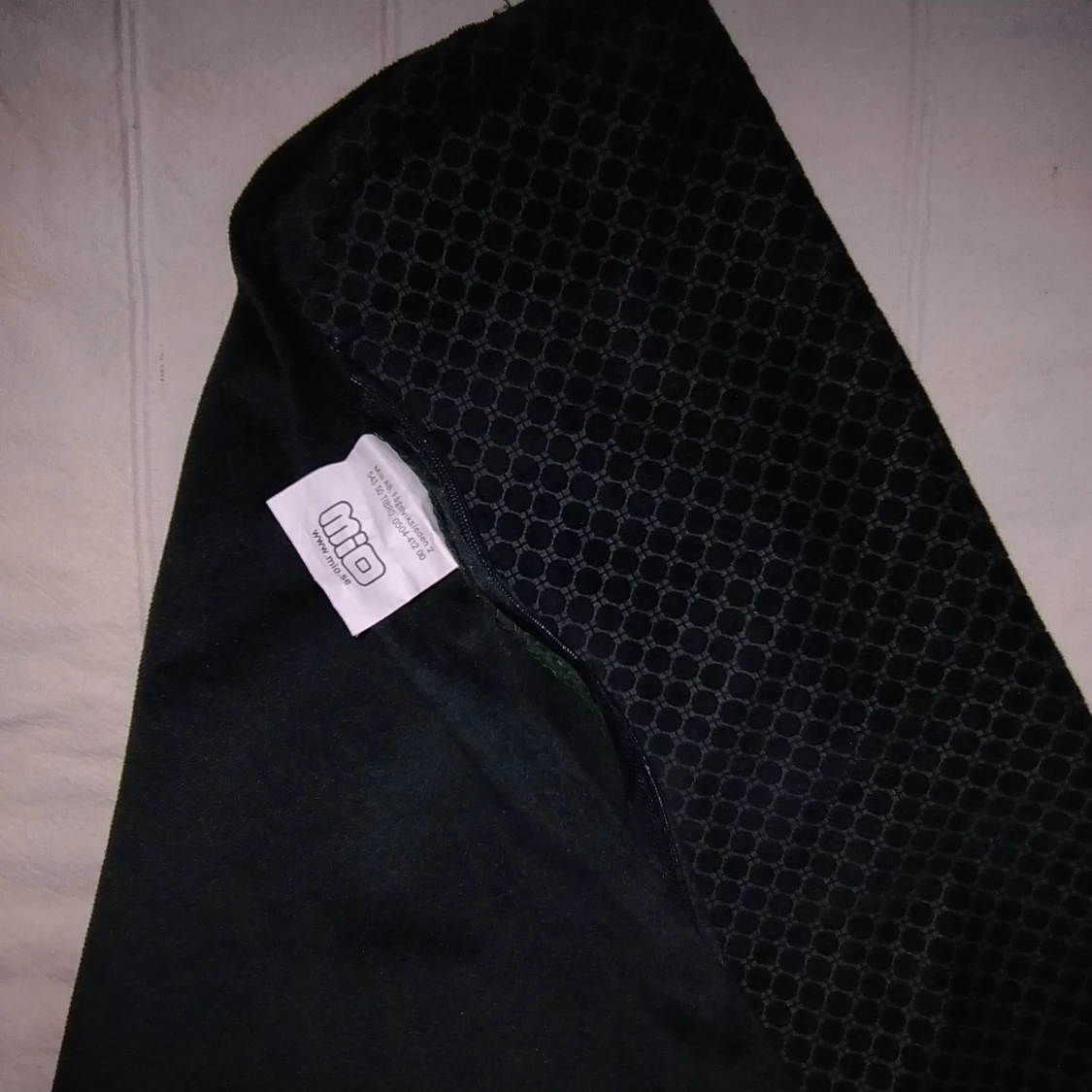 Grönt kuddfodral från Mio, ca 45x45 cm - 91