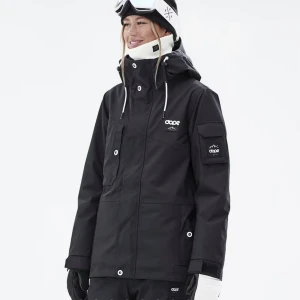 Skidjacka - Skidjacka i nyskick, endast använd 1 vecka. Köpt för nypris 2100 kr, och säljer för 1600. Pris kan diskuteras. Perfekt nu till fjällen!