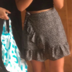 Kjol - Supersöt kjol i storlek S ❤️