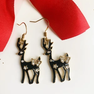 Fantastiska örhängen ❄️ - Nickelfria krokar och fri frakt. ❄️🎄