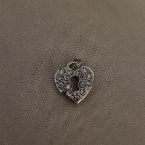 Berlock - Ny köpte den för 84kr