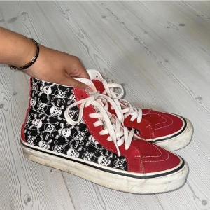 Vans - D