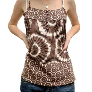 Linne från Object i strl S - Vi säljer detta fina linne i storlek S💕 Den är i bra skick och köparen står för frakten😊 OBS! Vissa plagg kan vara anpassade för att passa modellen bättre! Kolla gärna in våra andra annonser med massor av y2k och vintage kläder❤️‍🔥