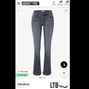Ltb jeans - Säljer dessa helt nya ljusgråa lågmidjade ltb jeans som är utsvängda. De var tyvärr för små men helt nya och endast testade. Nypris 725kr men säljer för 450kr. Ser mörkare ut på min bild än vad de är.