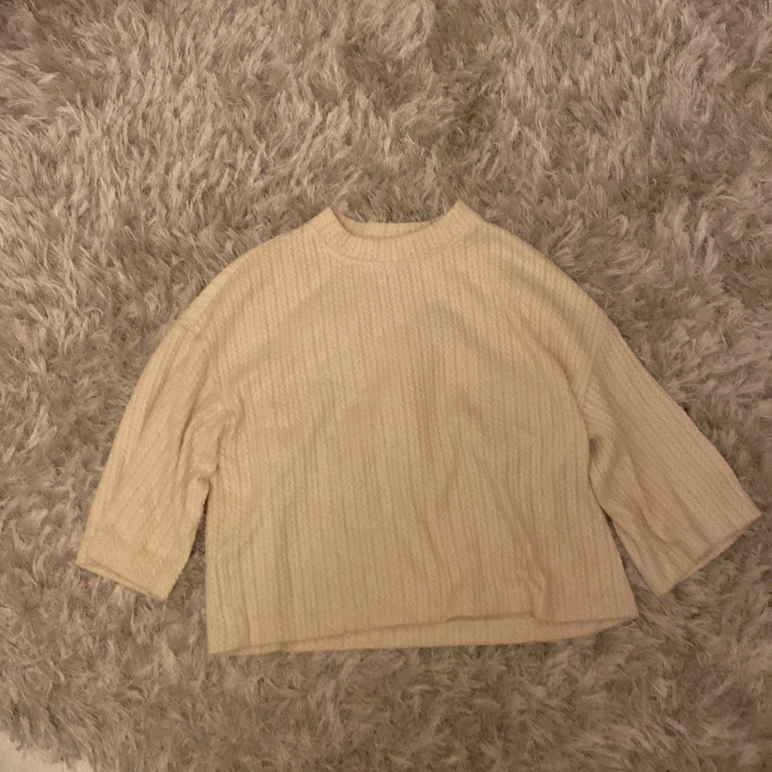 Vit Stickad t-shirt - 90