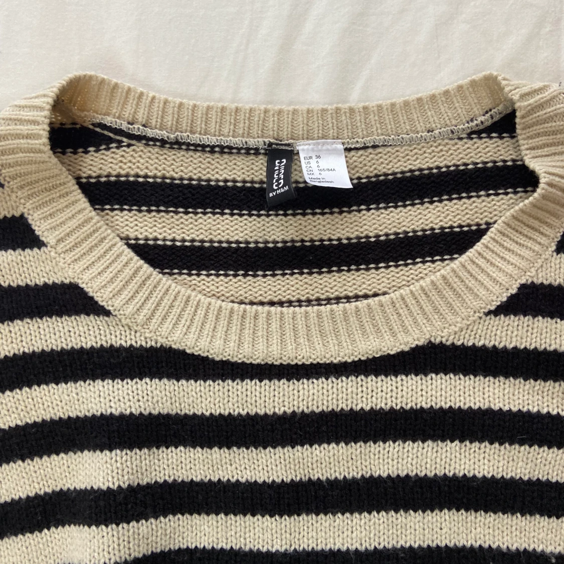 Svart Vit randig tröja  - 91